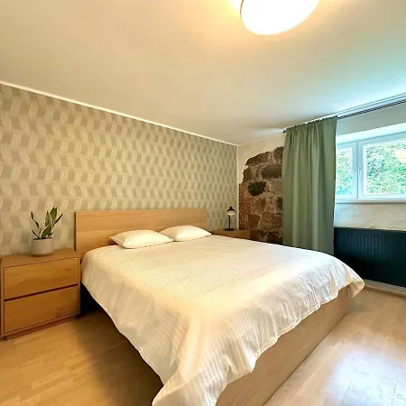 Korter By Valuoja Park With Private Entrance And Parking *