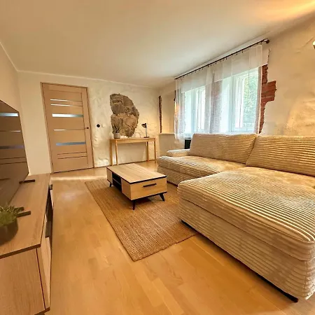 Korter By Valuoja Park With Private Entrance And Parking